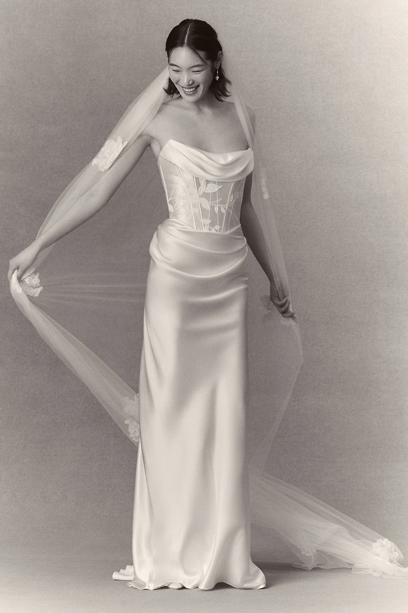 Daughters of Simone Rose Cathedral Veil