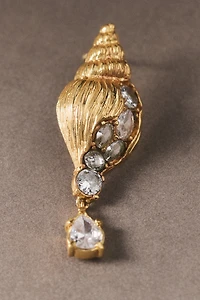 Oceanus Mercenaria Conch Shell Earrings