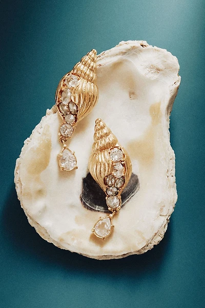 Oceanus Mercenaria Conch Shell Earrings
