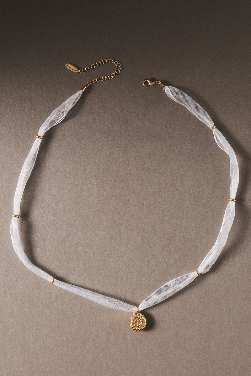 Mesh Sea Shell Necklace