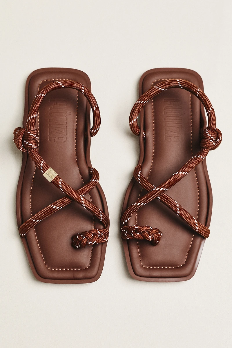 Flòwze Flo Square Sandals