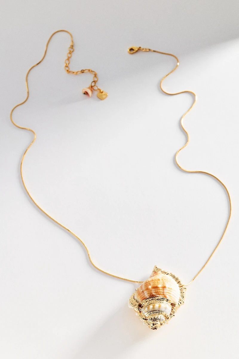 Large Shell Pendant Necklace