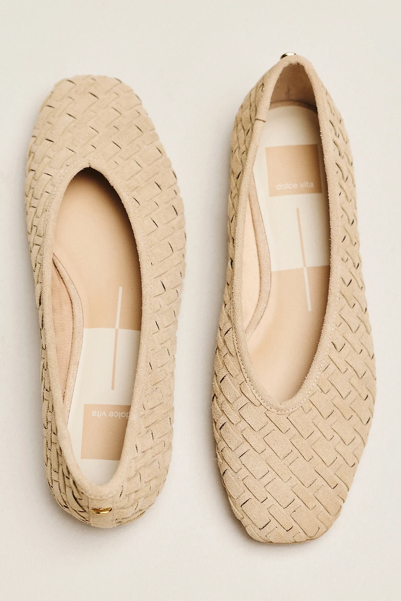 Dolce Vita Megin Flats