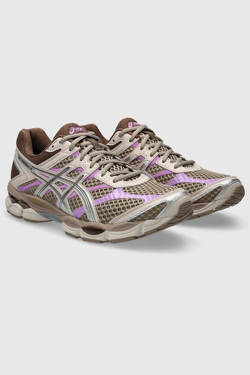 ASICS Gel-Cumulus 16 Sportstyle Sneakers