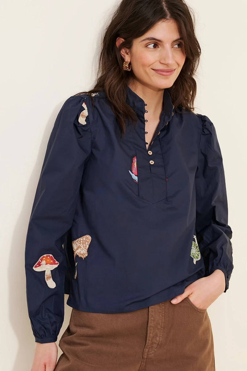 Ciebon Emmy Embroidered Parkscape Top