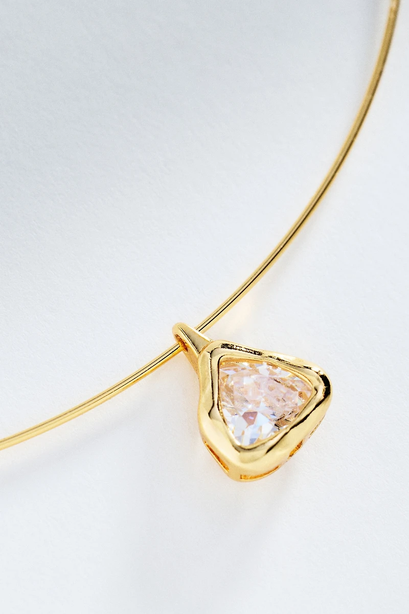 Organic Bezel Triangle Pendant Necklace