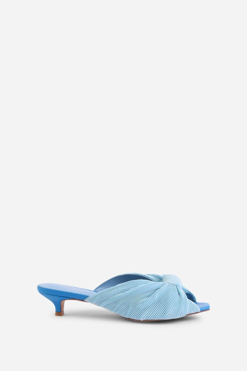 Intentionally Blank Curfew Knotted Mules