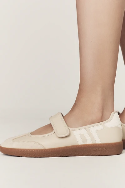 Back 70 Aya Mary Jane Sneakers