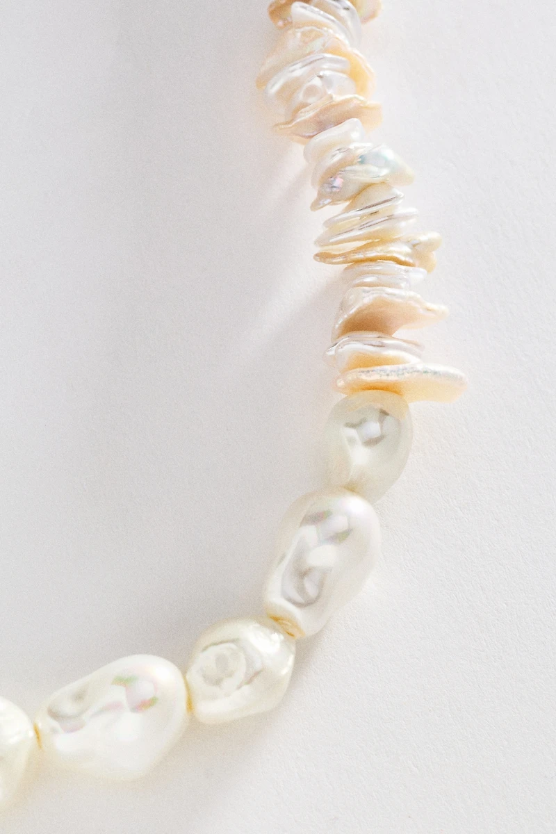 Beachy Beaded Pearl Necklace