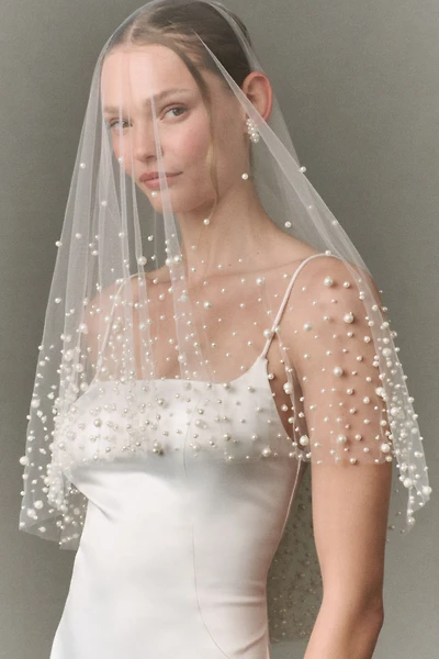 Twigs & Honey Pearl Droplets Fantasy Short Veil
