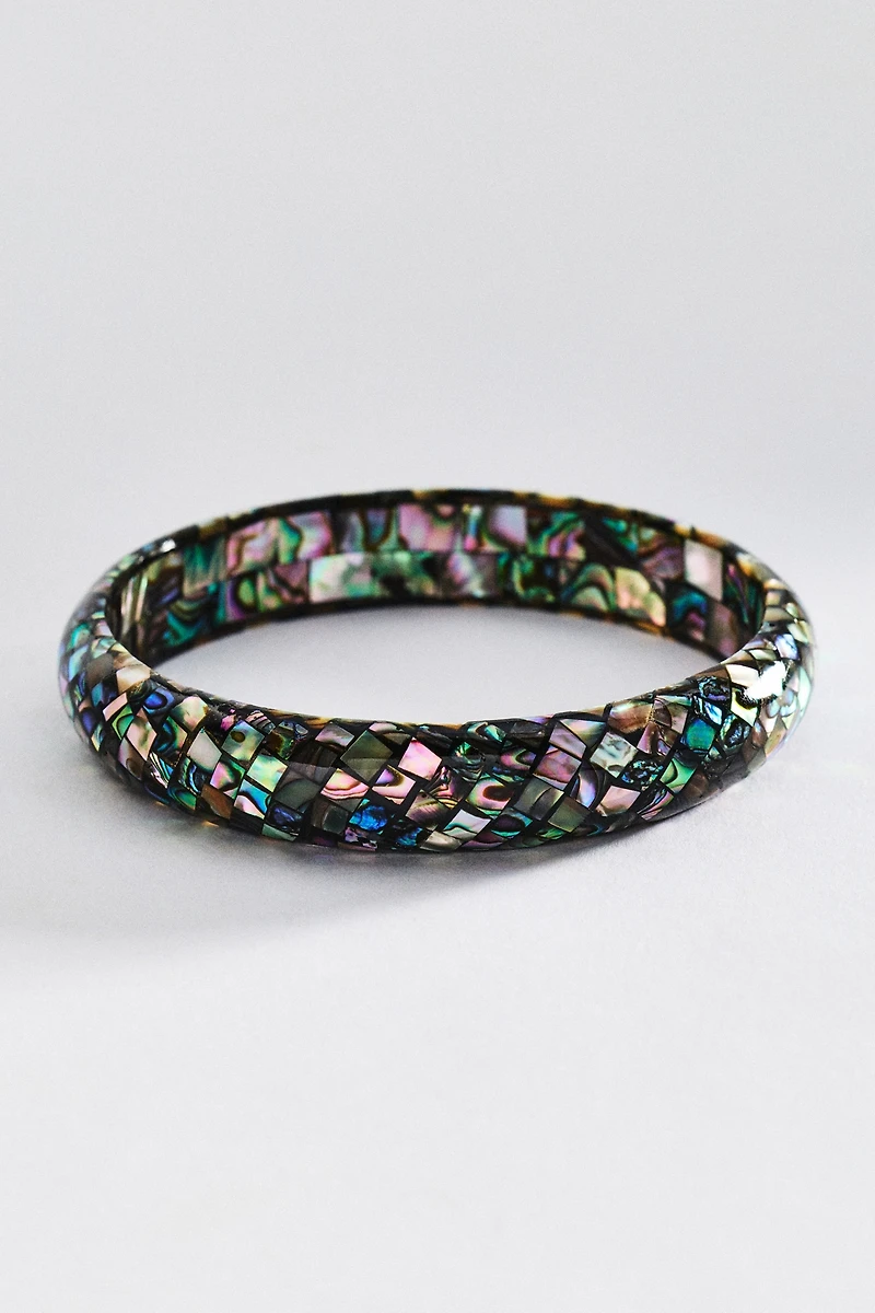 Shell Bangle Bracelet