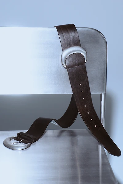 Oval Double-Buckle Belt