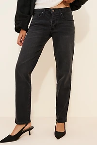 Oliver Logan Chester Low-Rise Slim Straight Jeans
