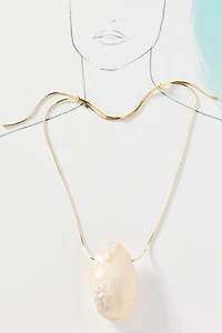 Mother of Pearl Pendant Necklace