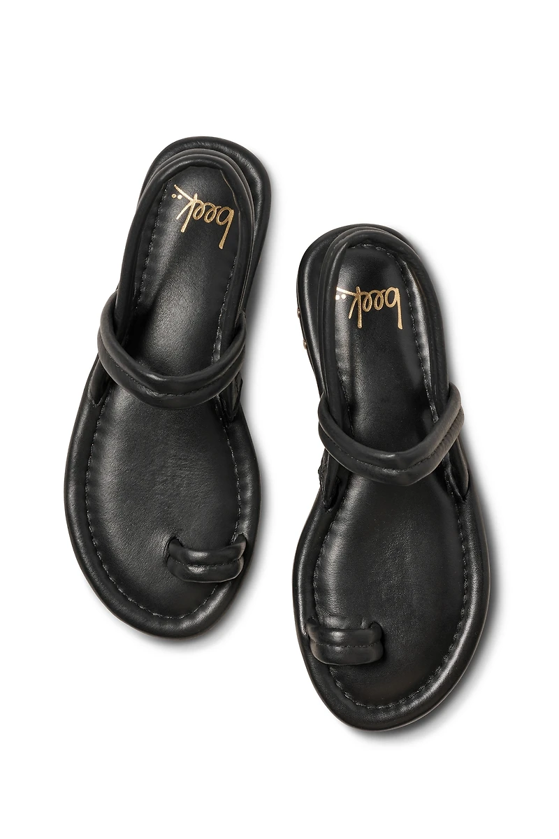 beek Pavo Toe-Loop Slides