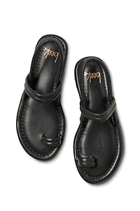 beek Pavo Toe-Loop Slides