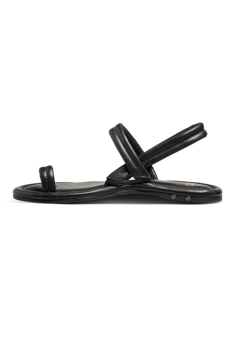 beek Pavo Toe-Loop Slides