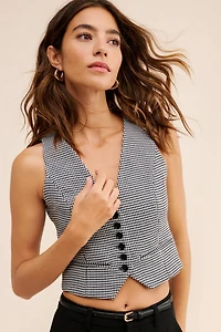 Favorite Daughter Houndstooth Cropped Vest