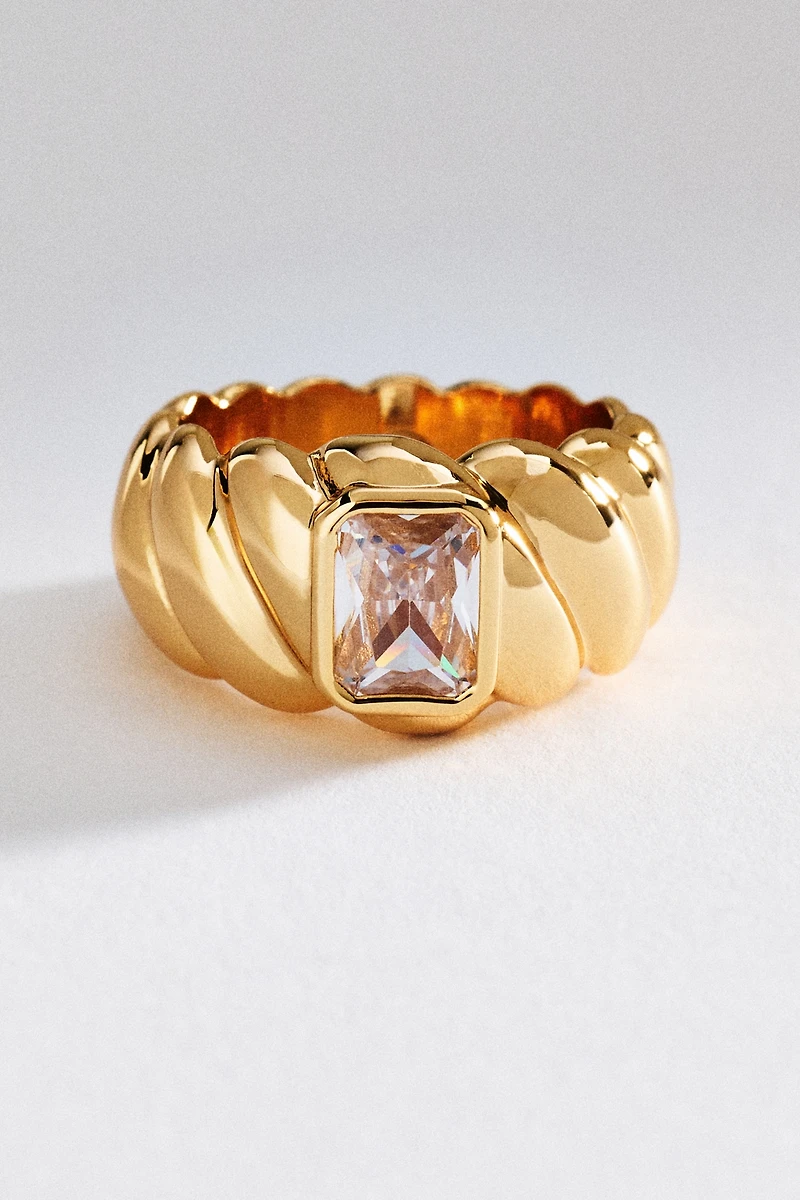 Ettika So Twisted Ring