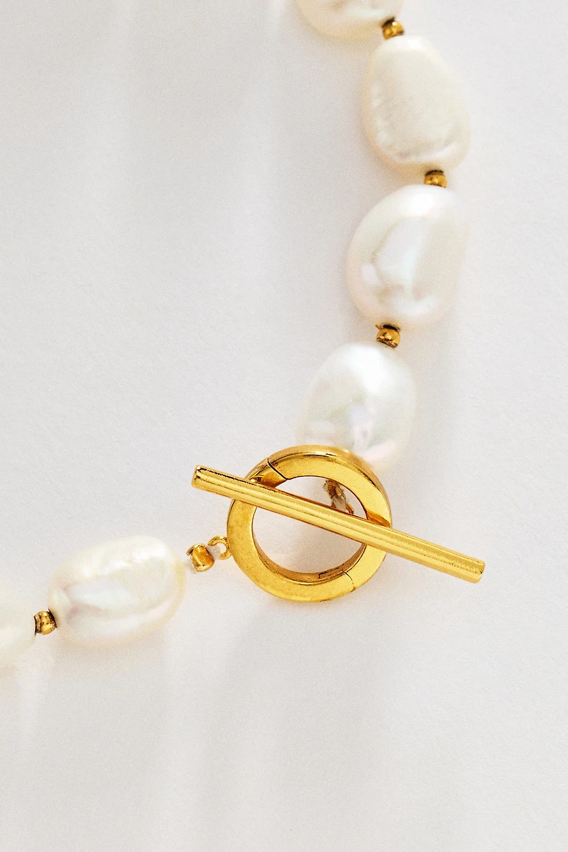 Goldbug Collection Freshwater Pearl Toggle Necklace