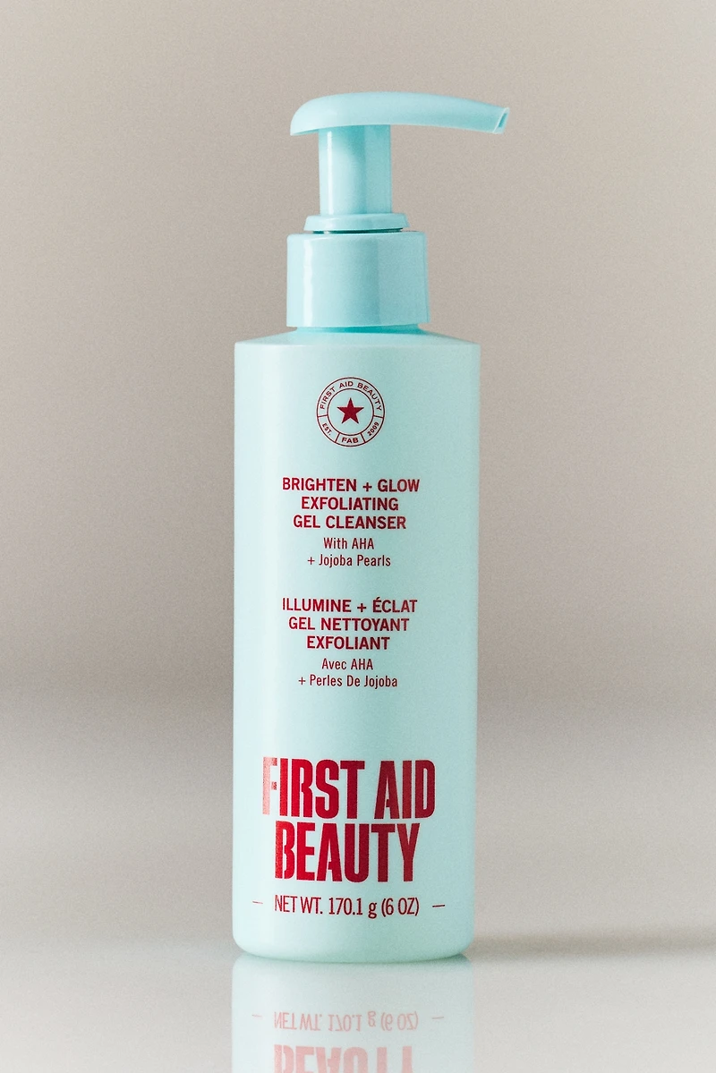 First Aid Beauty Brighten & Glow Exfoliating Gel Cleanser