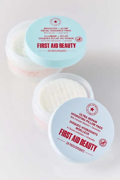 First Aid Beauty Facial Radiance Pads with Glycolic and Lactic Acids
