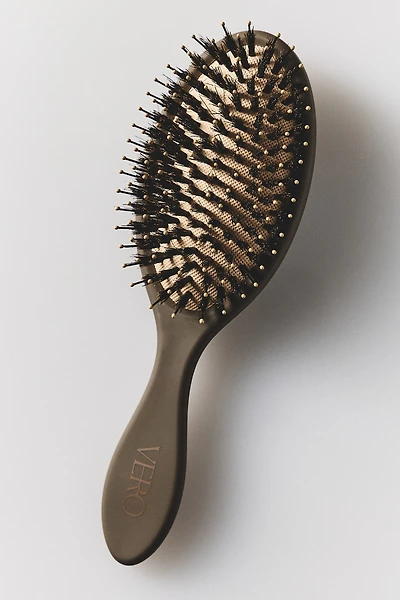 Vero Lineage Polish Boar Bristle And Nylon Brush