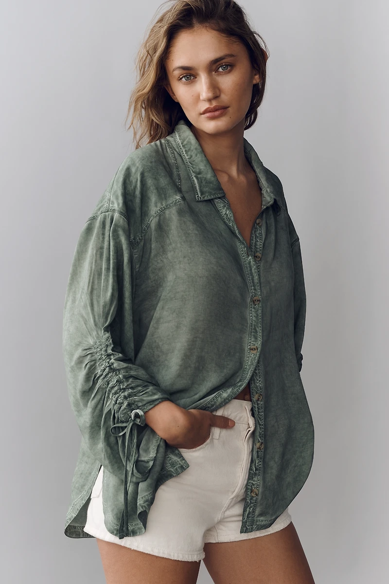Pilcro Cinched-Sleeve Buttondown Top