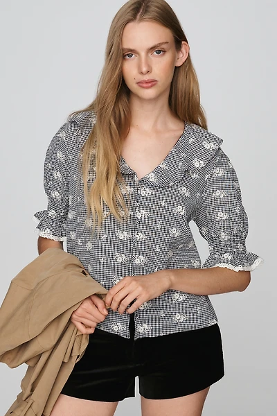 RAISONNEL Embroidered Ruffle Blouse