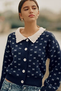 Raisonnel Collared Femme Cardigan Sweater