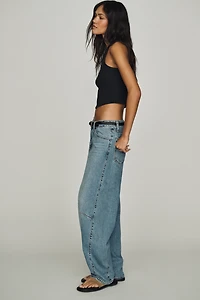 Levi's Baggy Dad Mid-Rise Barrel Jeans