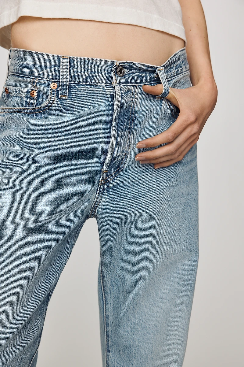 Levi's 501 90s High-Rise Straight-Leg Jeans