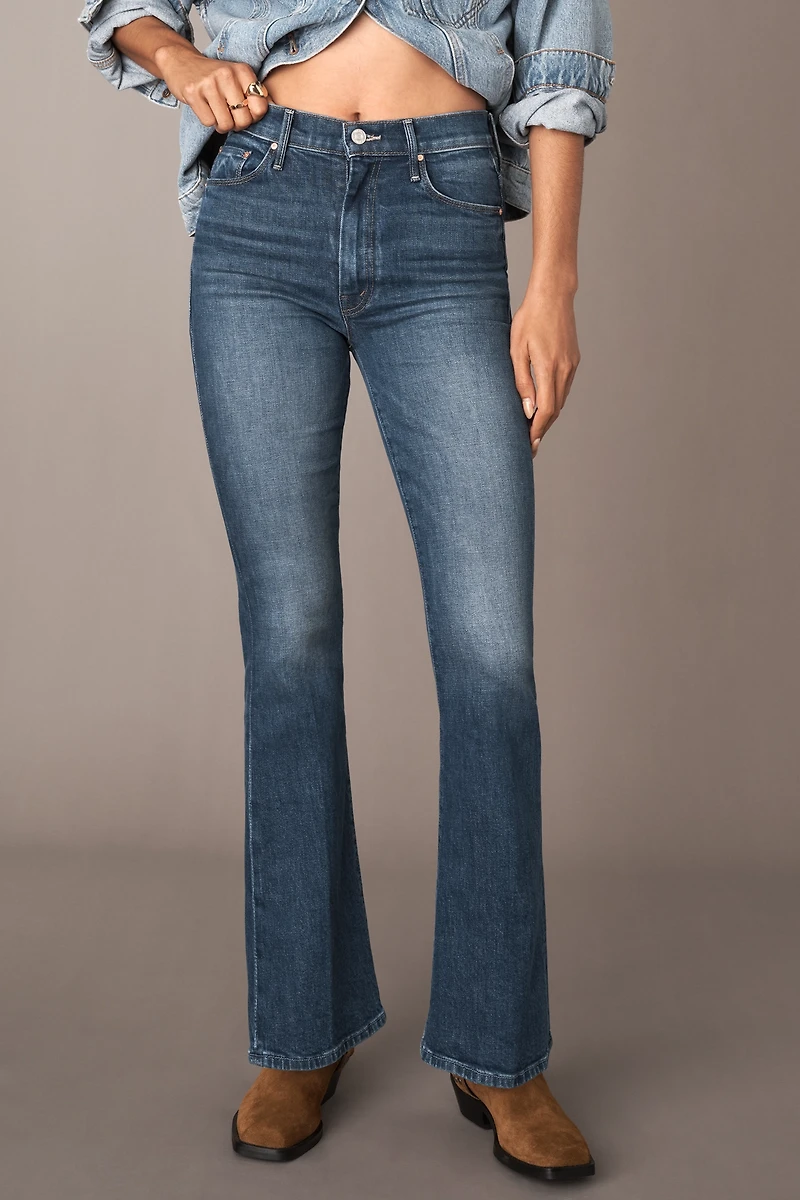 MOTHER Weekender Skimp Mid-Rise Flare Jeans