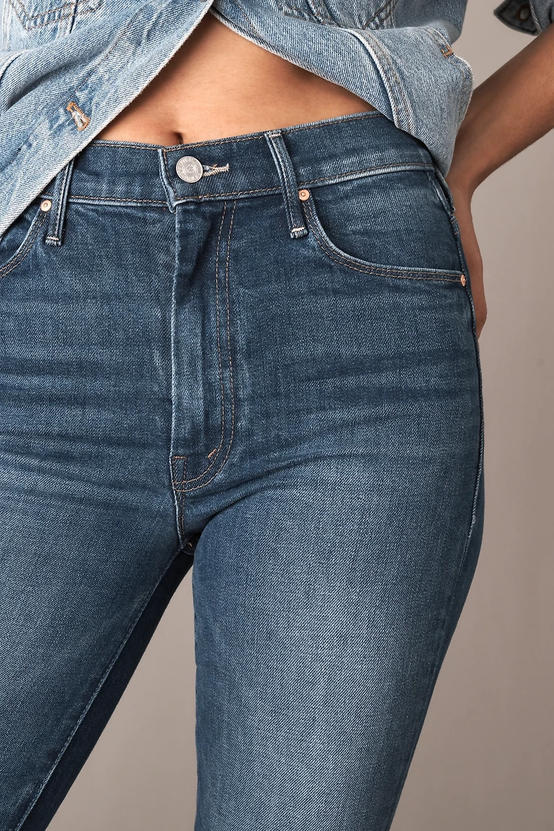 MOTHER Weekender Skimp Mid-Rise Flare Jeans