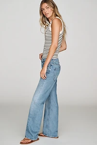 MOTHER Bookie Twist Skimp Mid-Rise Flared Jeans