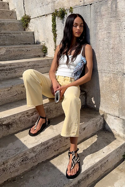 Pistola Lexi Mid-Rise Tapered Jeans