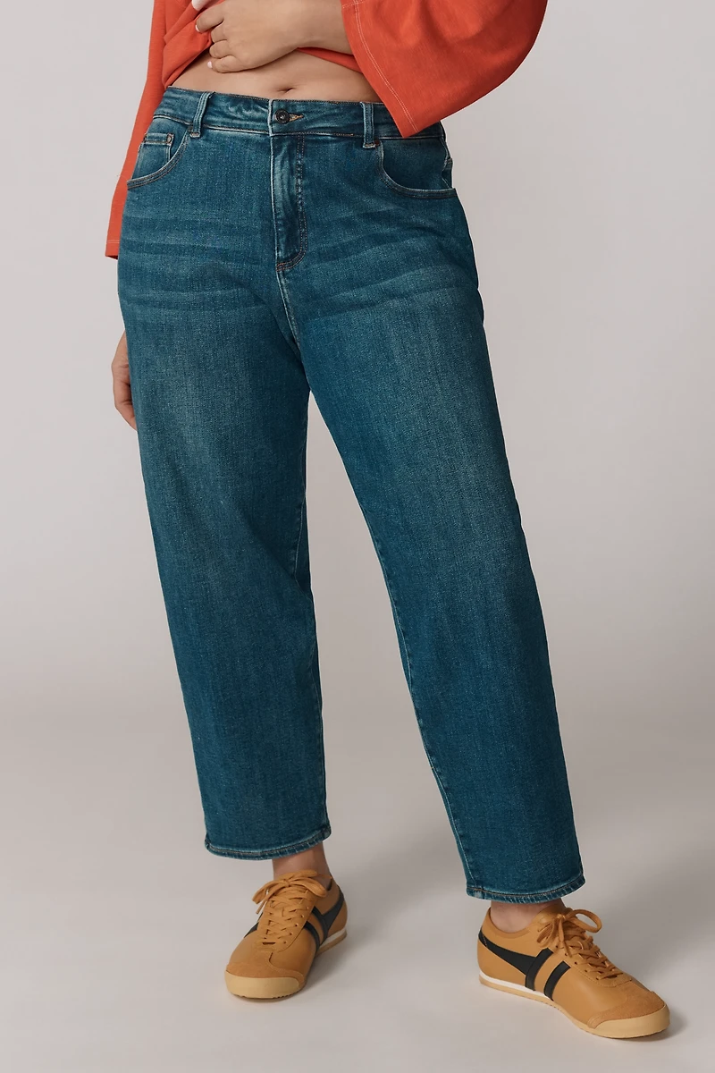 Universal Standard Plus Lou High-Rise Barrel-Leg Jeans