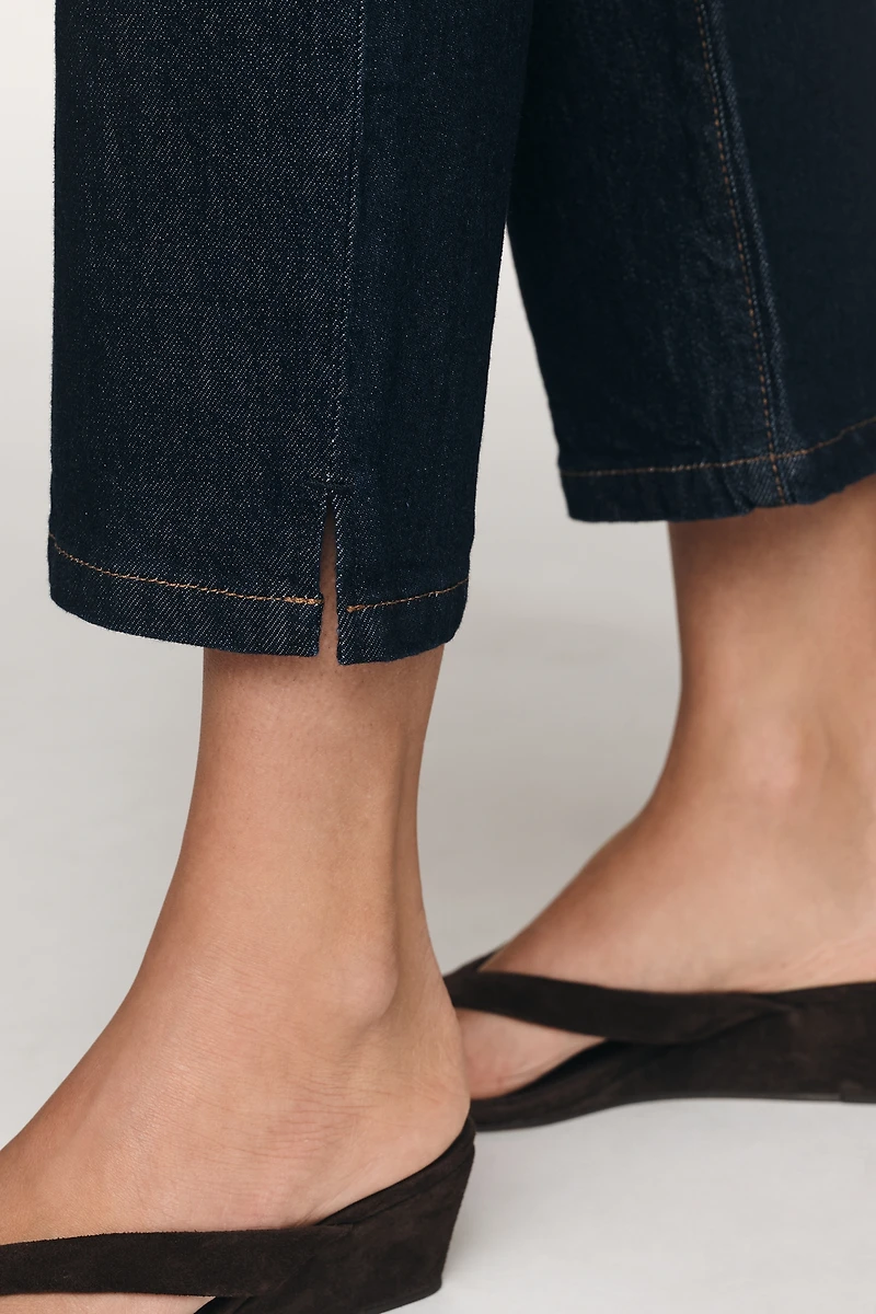 Favorite Daughter Jade Low-Rise Capri Jeans