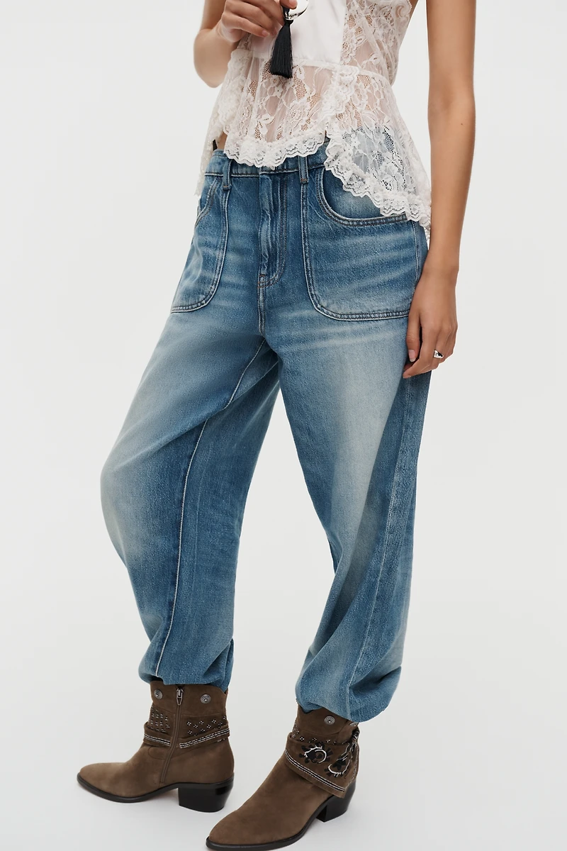 Pilcro Jenna Mid-Rise Relaxed Jeans