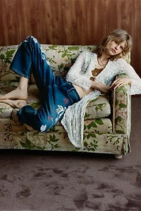 Pilcro Mid-Rise Baggy Boyfriend Jeans