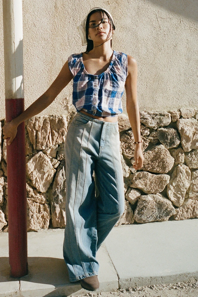 Pilcro Drift Mid-Rise Flared Jeans