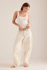 The Kenna Mid-Rise Heritage Barrel Jeans by Pilcro