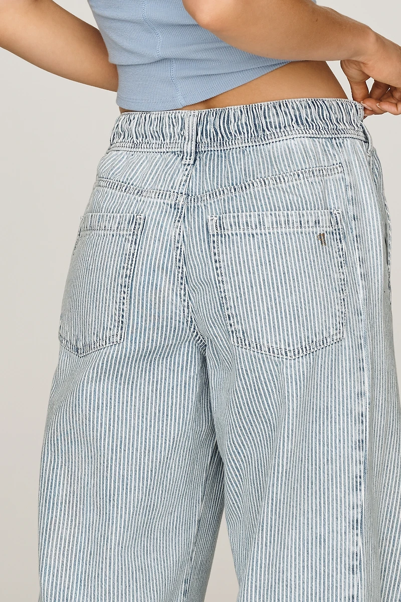 Adi Mid-Rise Relaxed Wide-Leg Jeans by Pilcro