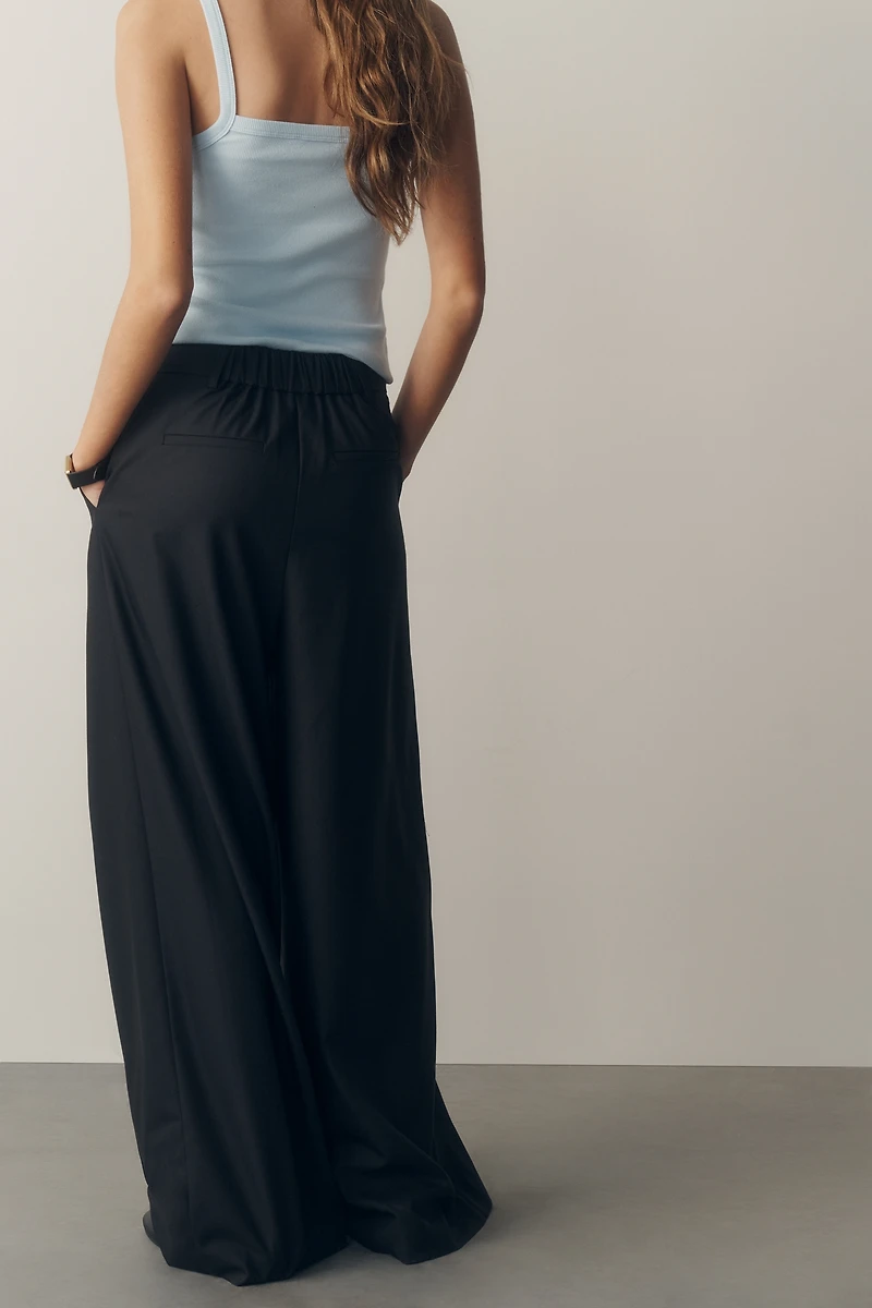 Whiteroom + Cactus Pleated Trousers