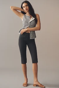 Sanctuary Sculpted Decks Mid-Rise Capri Pants