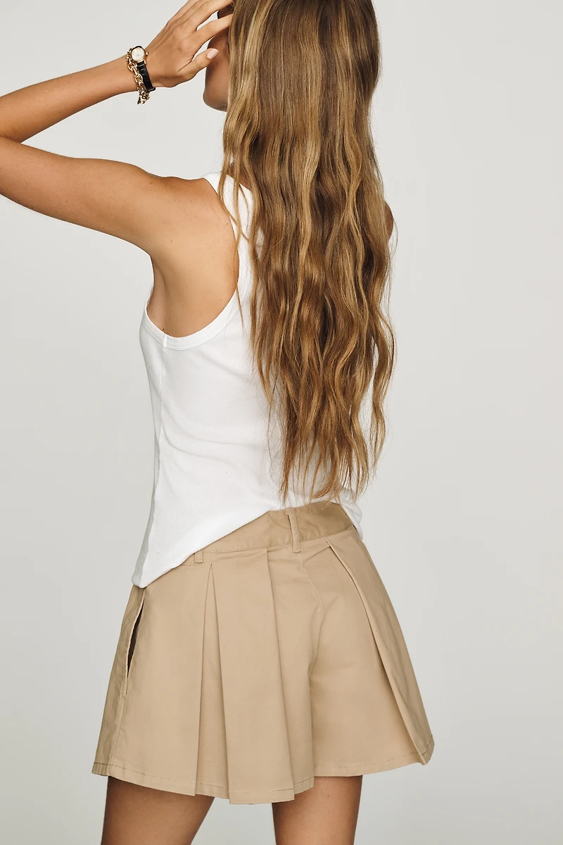 By Anthropologie Flirty Pleated Shorts