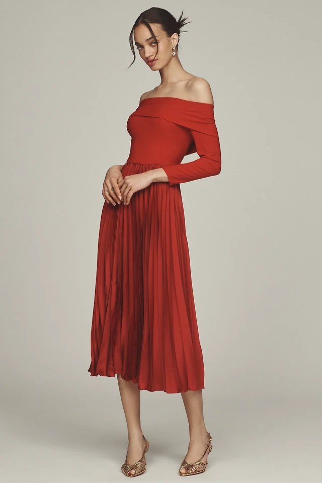 Helsi Tessa Long-Sleeve Appliqu A-Line Maxi Dress at Mall of America in  Bloomington, MN