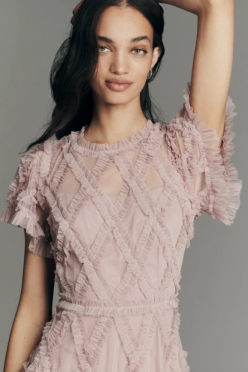 Mac Duggal Short-Sleeve Crosshatch Maxi Dress