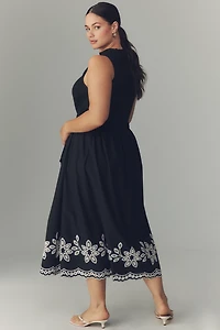 En Saison Isidora Sleeveless Embroidered Midi Dress