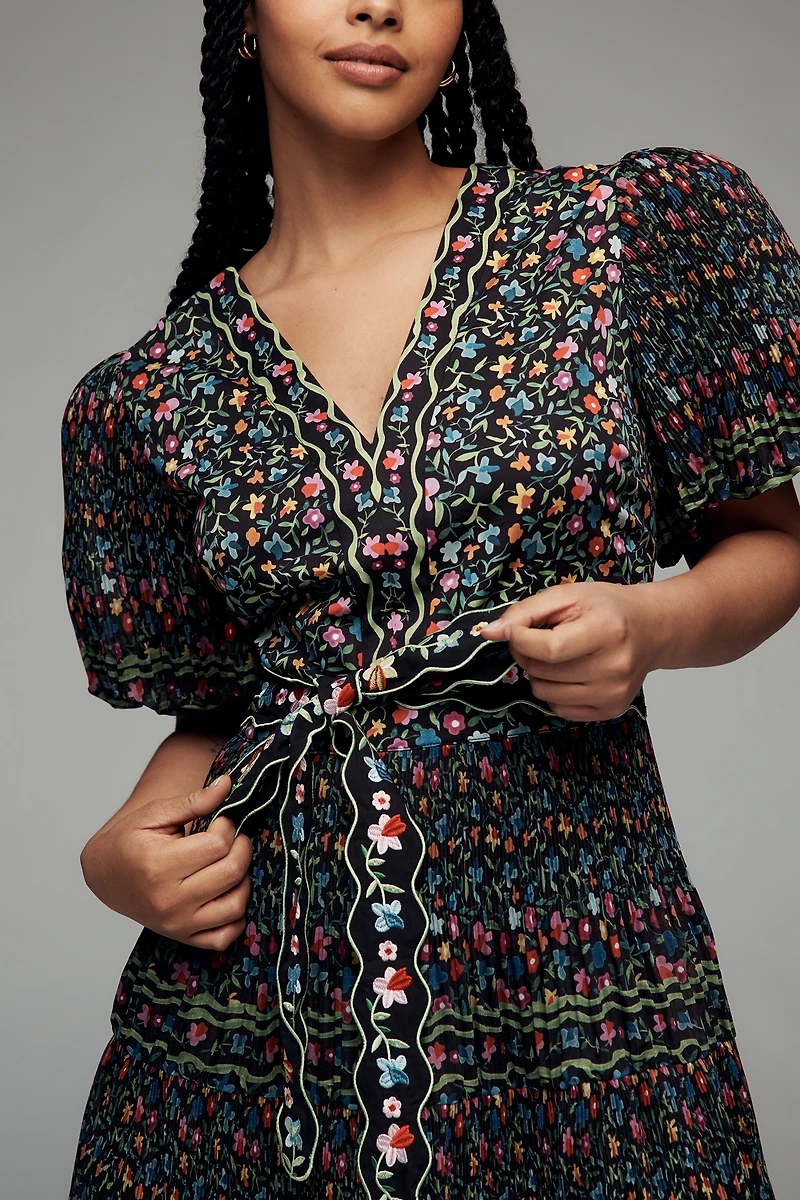 CeliaB Celestia Puff-Sleeve V-Neck Midi Dress